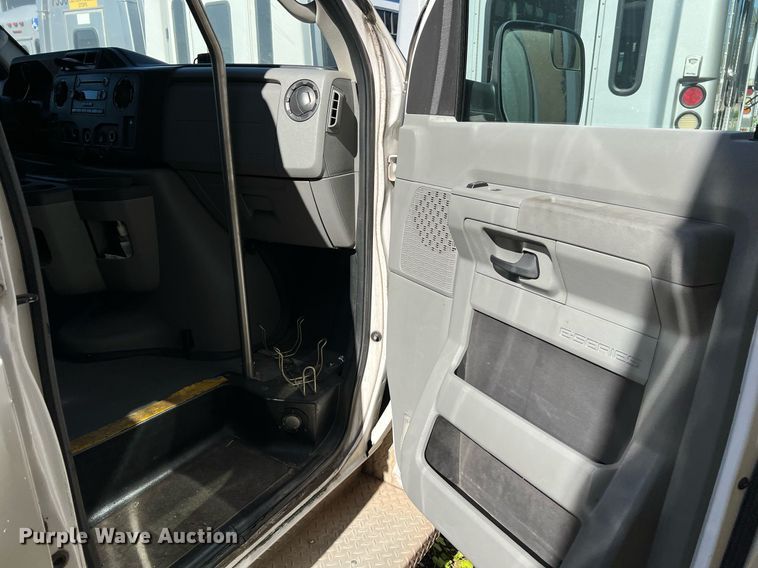 image for item MH9941 2014 Ford E350  van
