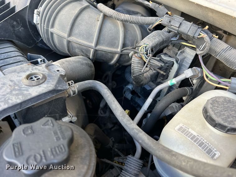 image for item MH9942 2014 Ford E350  shuttle bus