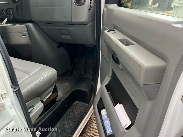 image for item MH9944 2011 Ford E150  handicap accessible van