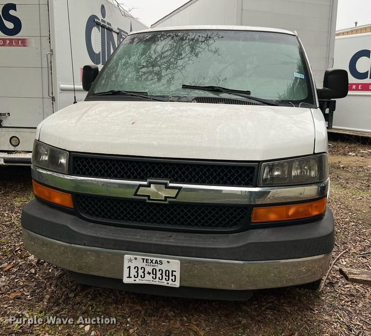 image for item MH9945 2008 Chevrolet Express 3500  van