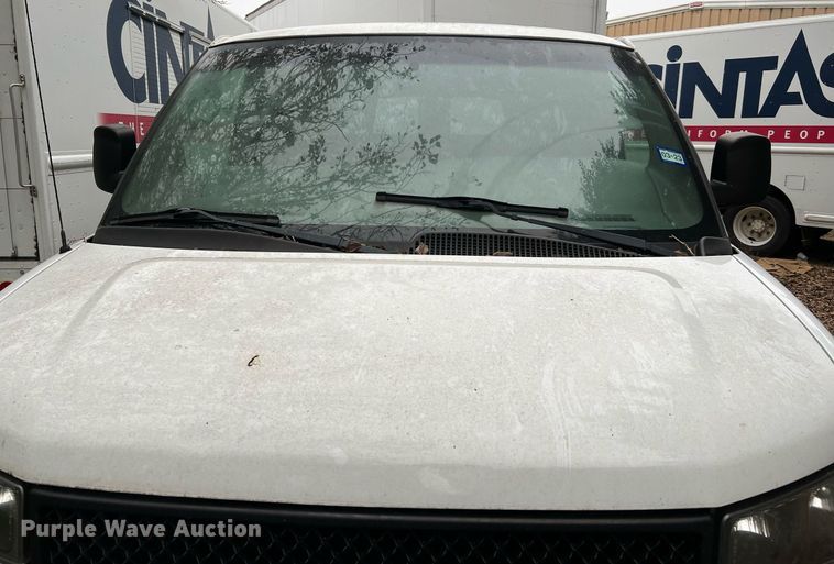 image for item MH9945 2008 Chevrolet Express 3500  van