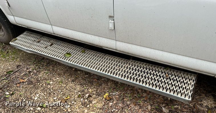 image for item MH9945 2008 Chevrolet Express 3500  van