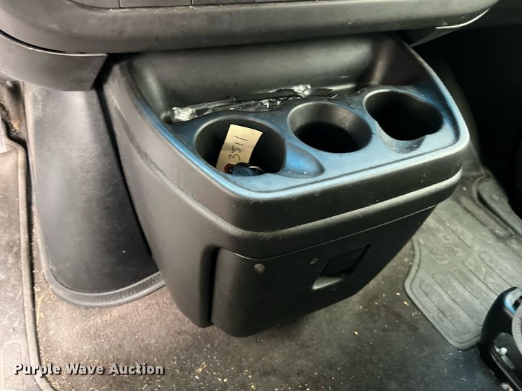 image for item MH9945 2008 Chevrolet Express 3500  van