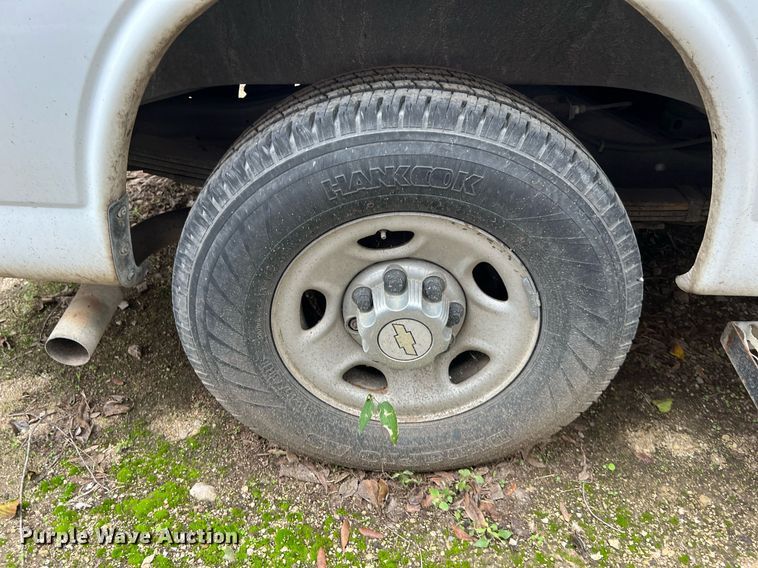 image for item MH9945 2008 Chevrolet Express 3500  van