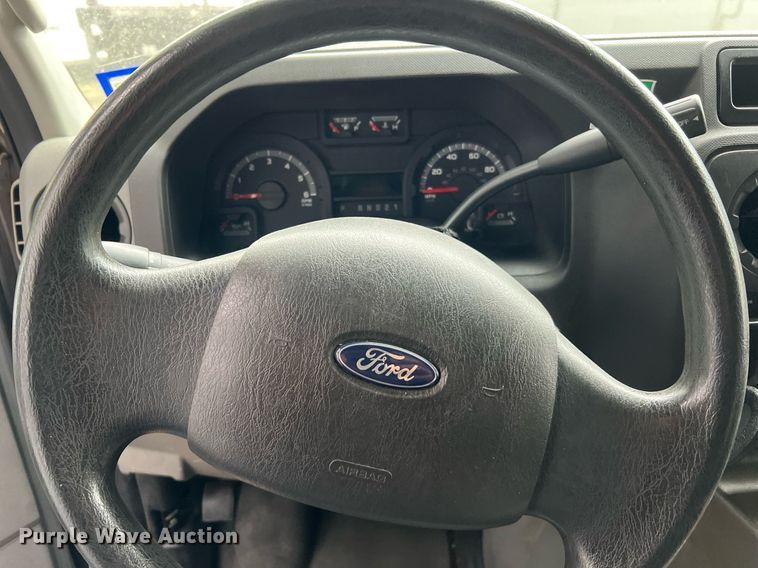 image for item MH9946 2014 Ford E350  handicap accessible van