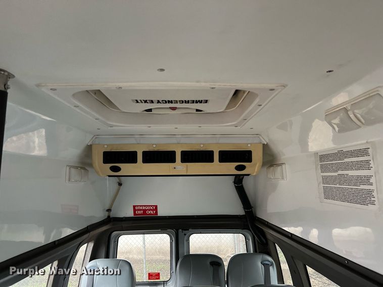 image for item MH9946 2014 Ford E350  handicap accessible van