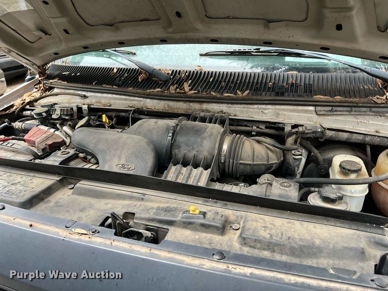 image for item MH9946 2014 Ford E350  handicap accessible van