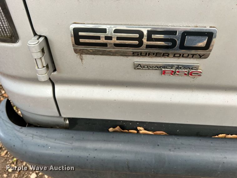 image for item MH9946 2014 Ford E350  handicap accessible van