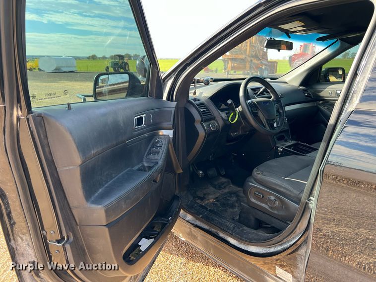 image for item MH9965 2016 Ford Explorer Police Interceptor SUV