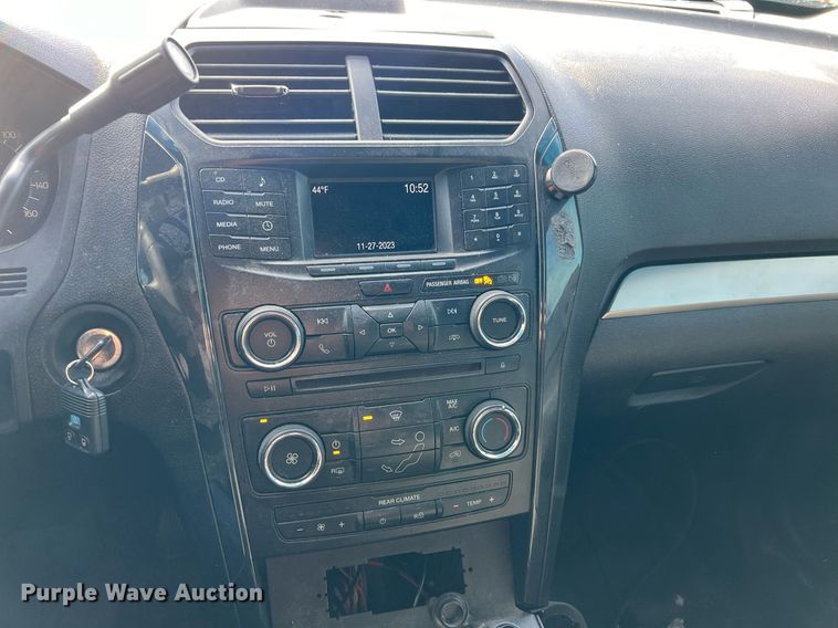 image for item MH9965 2016 Ford Explorer Police Interceptor SUV