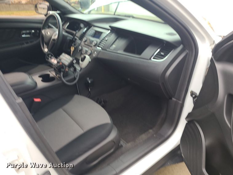image for item MJ9462 2013 Ford Taurus Police