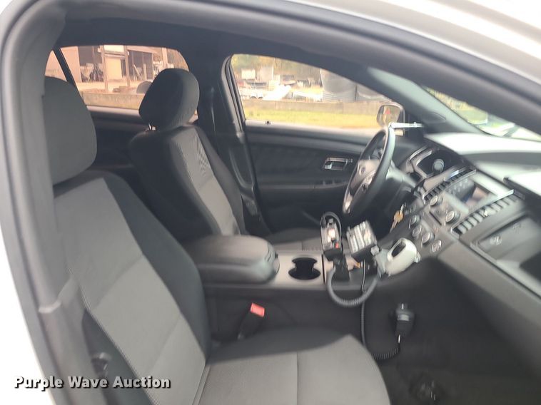 image for item MJ9462 2013 Ford Taurus Police