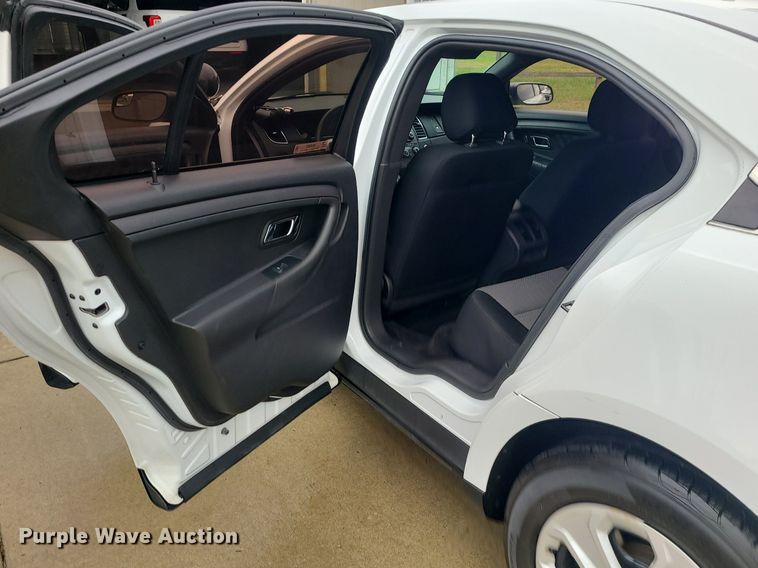 image for item MJ9462 2013 Ford Taurus Police