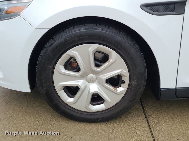 image for item MJ9462 2013 Ford Taurus Police