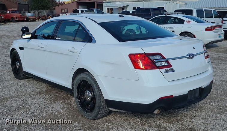 image for item MJ9482 2017 Ford Taurus Police