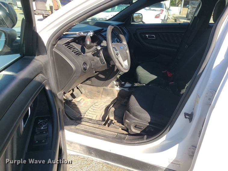 image for item MJ9482 2017 Ford Taurus Police