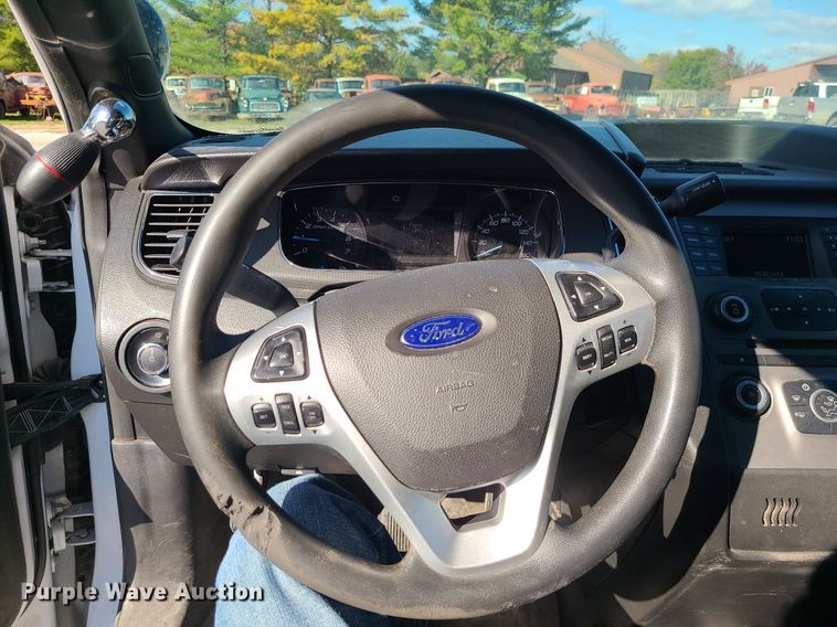 image for item MJ9482 2017 Ford Taurus Police