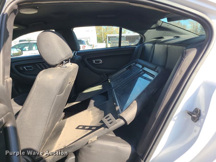 image for item MJ9482 2017 Ford Taurus Police