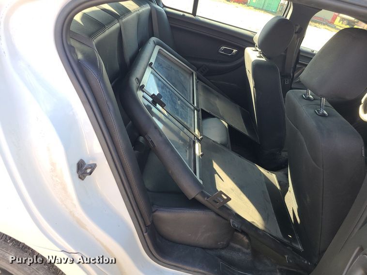 image for item MJ9482 2017 Ford Taurus Police