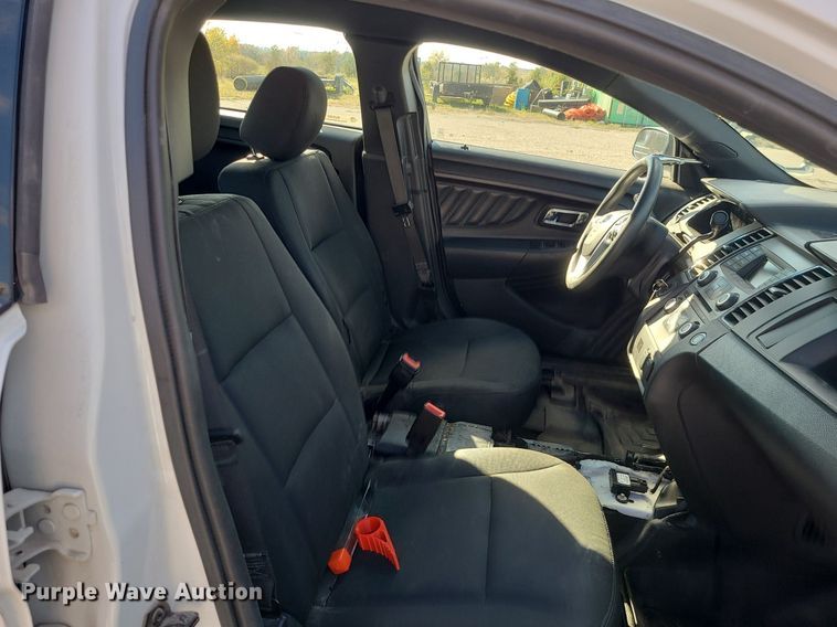 image for item MJ9482 2017 Ford Taurus Police