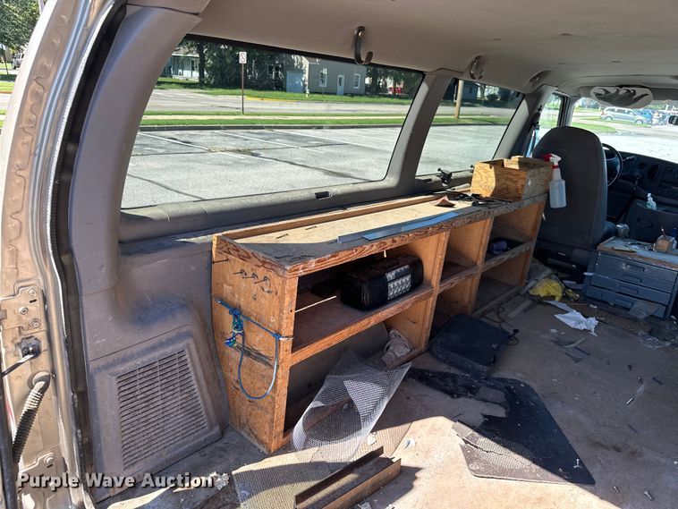 image for item ML9168 1999  Ford E150 XL  van