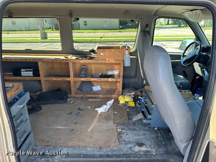 image for item ML9168 1999  Ford E150 XL  van