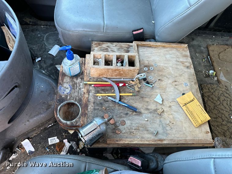 image for item ML9168 1999  Ford E150 XL  van