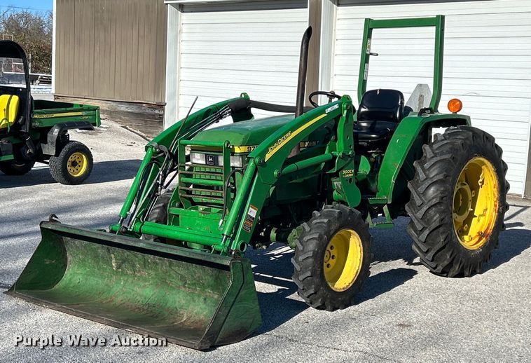 image for item MO9102 1990 John Deere 970  MFWD tractor