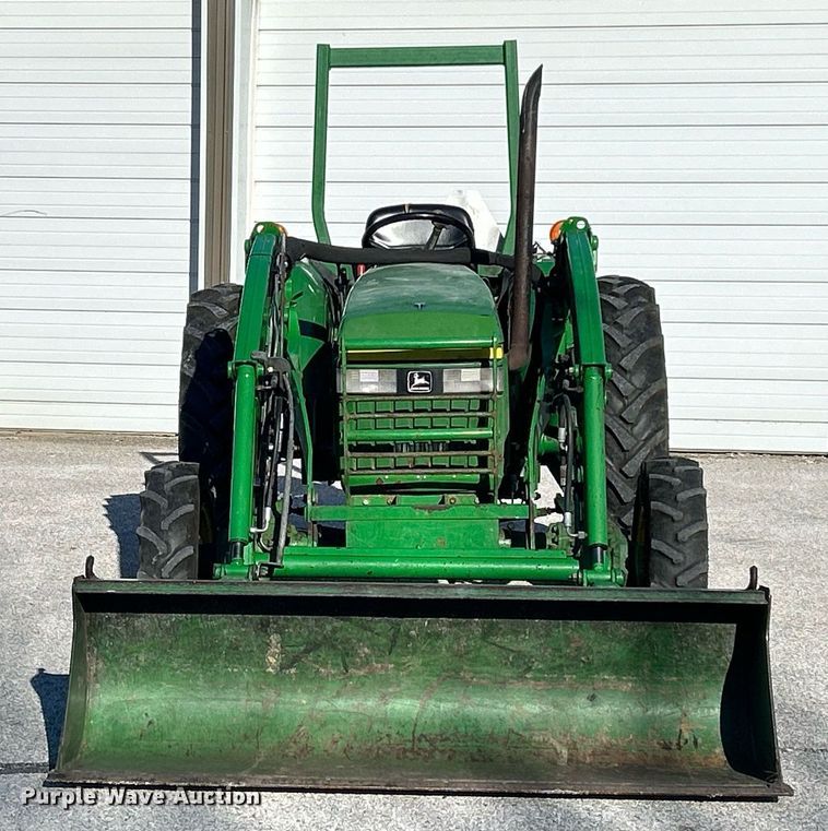image for item MO9102 1990 John Deere 970  MFWD tractor