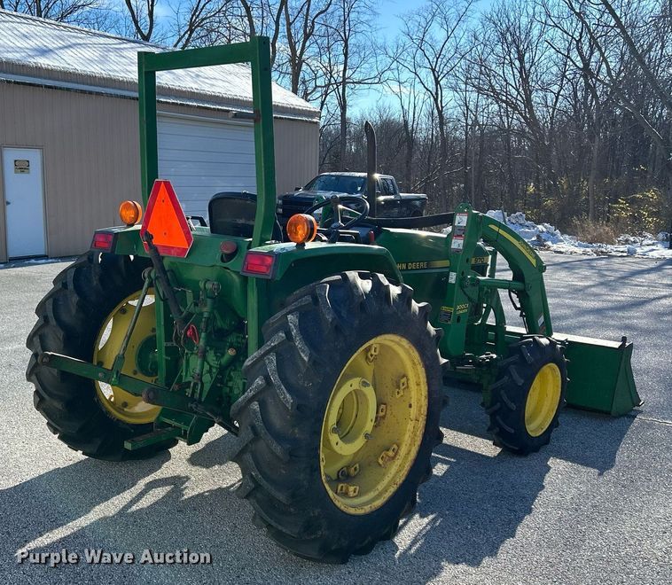 image for item MO9102 1990 John Deere 970  MFWD tractor