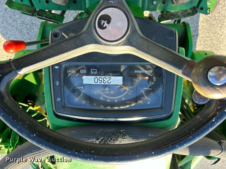 image for item MO9102 1990 John Deere 970  MFWD tractor