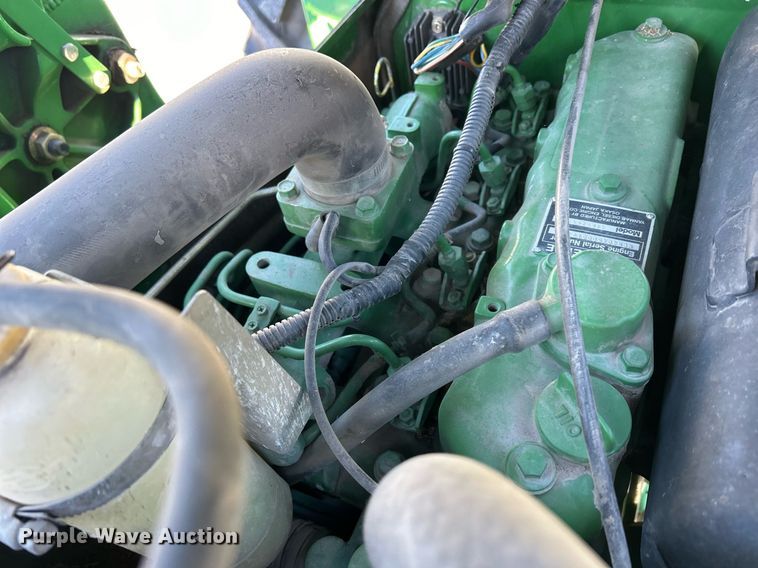 image for item MO9102 1990 John Deere 970  MFWD tractor