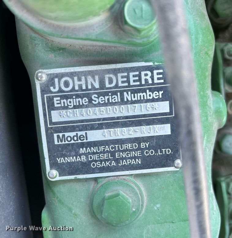 image for item MO9102 1990 John Deere 970  MFWD tractor