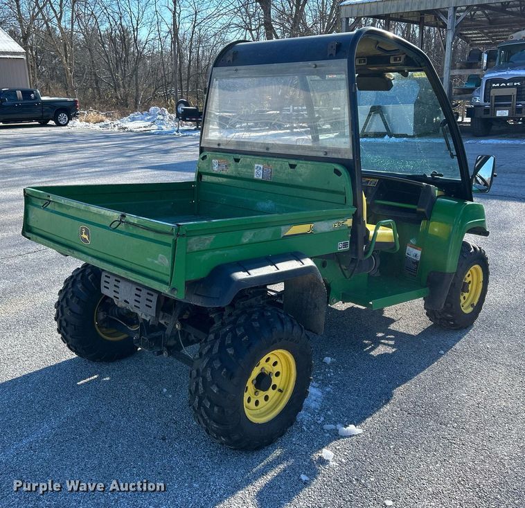 image for item MO9103 John Deere Gator XUV  utility vehicle