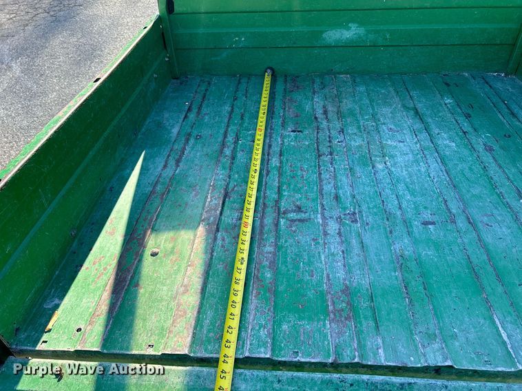 image for item MO9103 John Deere Gator XUV  utility vehicle