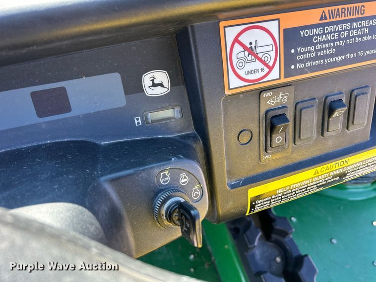 image for item MO9103 John Deere Gator XUV  utility vehicle