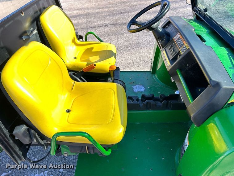 image for item MO9103 John Deere Gator XUV  utility vehicle