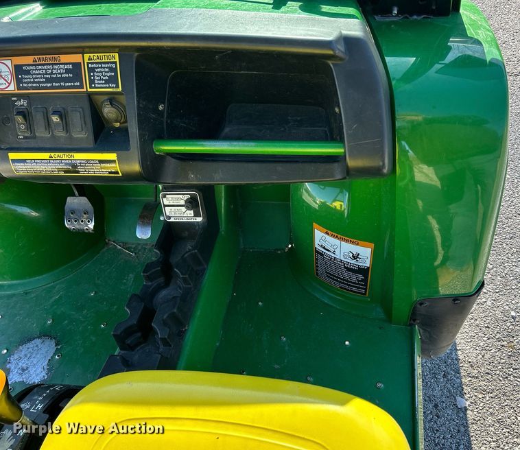 image for item MO9103 John Deere Gator XUV  utility vehicle