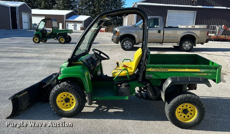 image for item MO9104 John Deere Gator XUV  utility vehicle