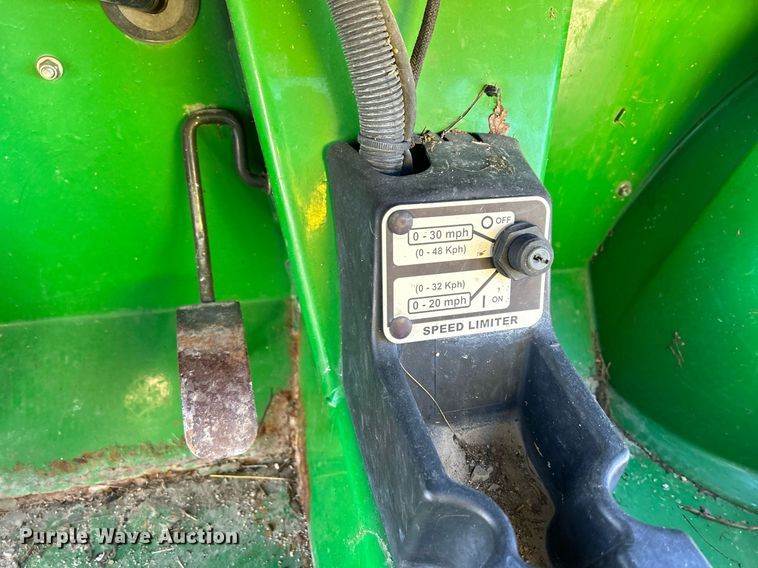 image for item MO9104 John Deere Gator XUV  utility vehicle