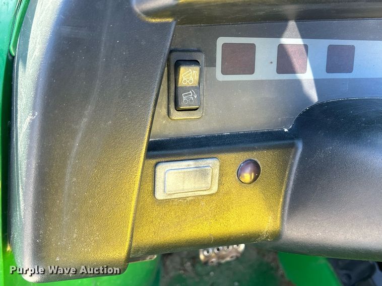 image for item MO9104 John Deere Gator XUV  utility vehicle