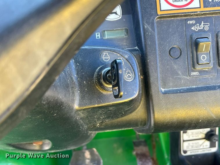 image for item MO9104 John Deere Gator XUV  utility vehicle