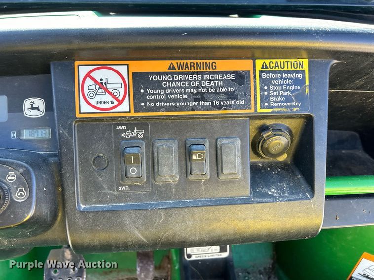 image for item MO9104 John Deere Gator XUV  utility vehicle