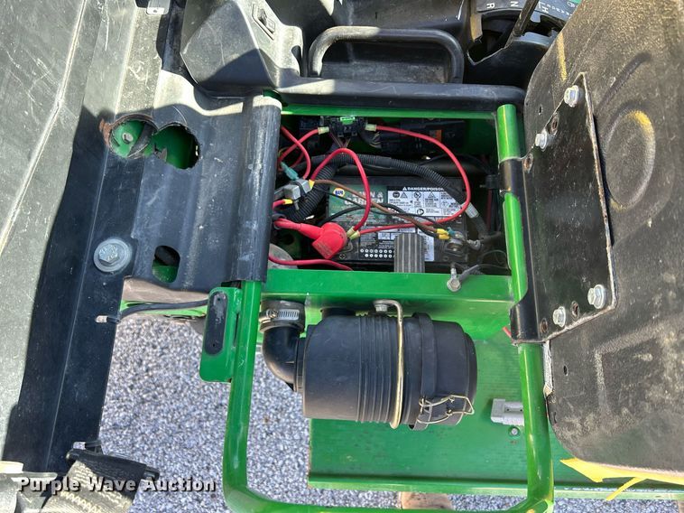 image for item MO9104 John Deere Gator XUV  utility vehicle