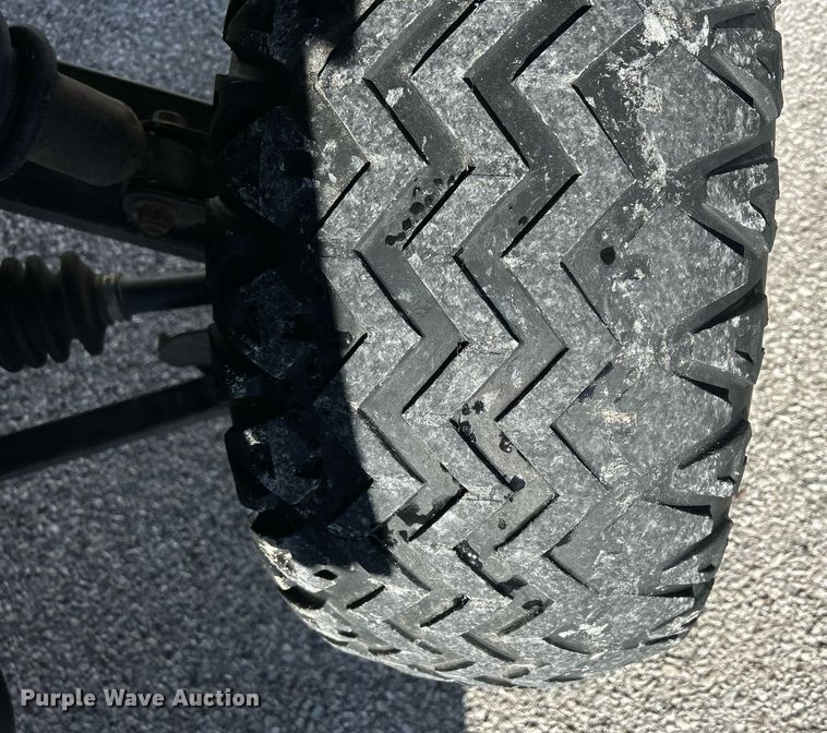 image for item MO9104 John Deere Gator XUV  utility vehicle