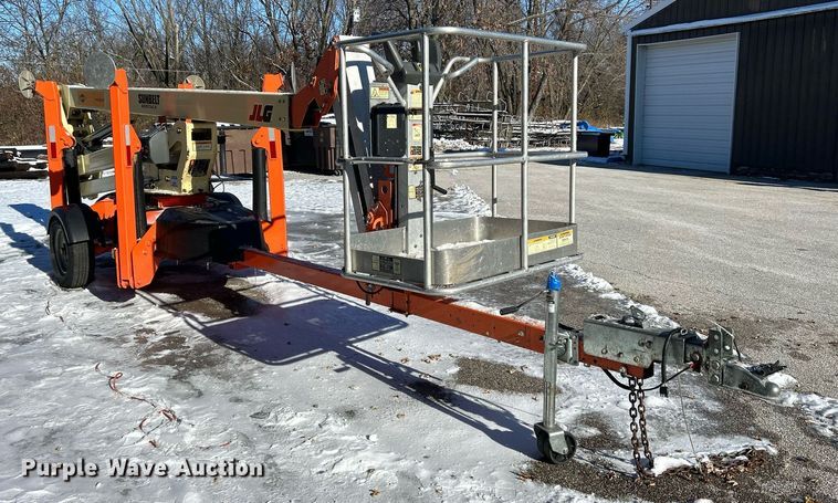 image for item MO9106 2010 JLG T500J  boom lift