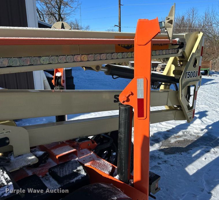 image for item MO9106 2010 JLG T500J  boom lift