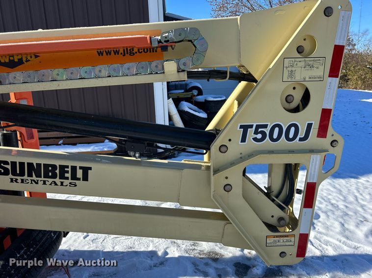 image for item MO9106 2010 JLG T500J  boom lift