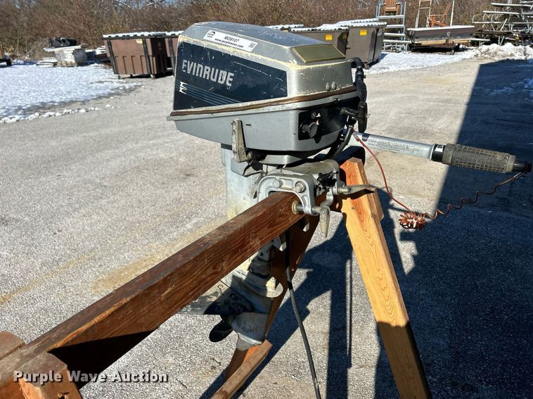 image for item MO9107 Evinrude E6RCUD  outboard engine