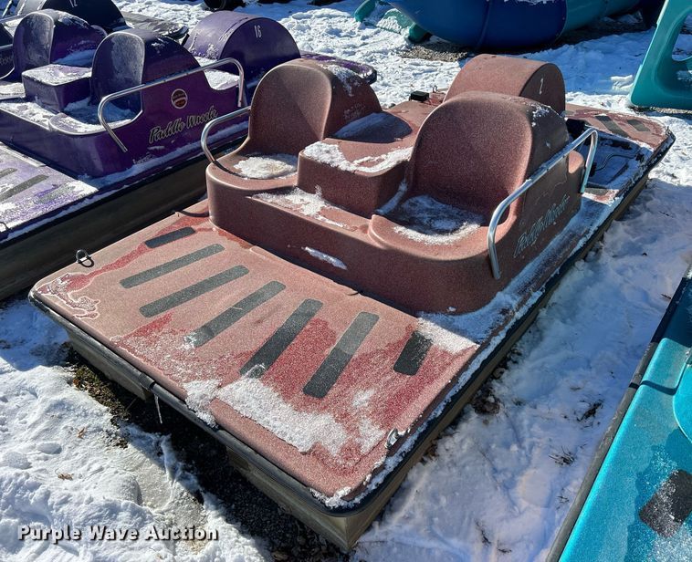 image for item MO9113 Paddle Wheeler  paddle boat